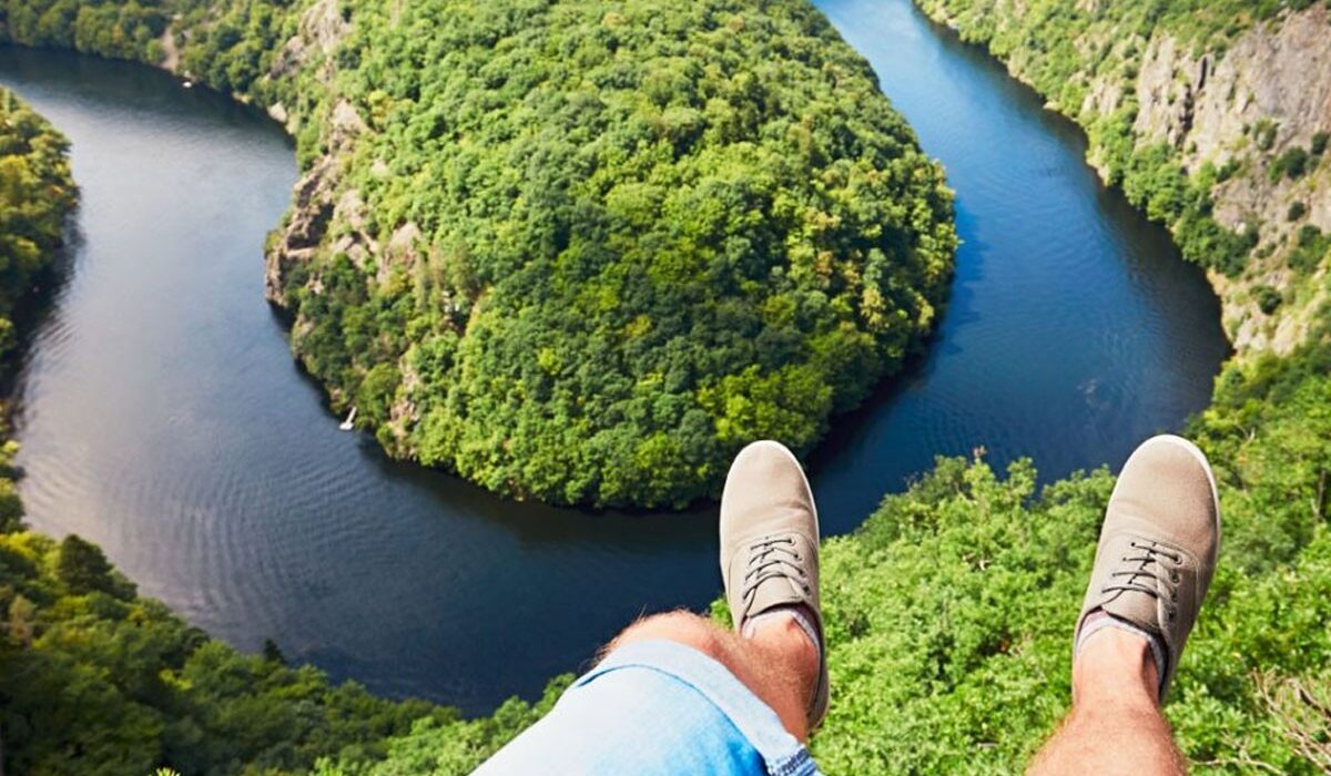 Yükseklik Korkusu (Akrofobi) Nedir? Tedavisi Mümkün mü?